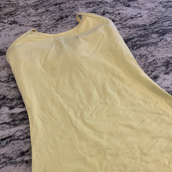Lululemon tank - Picture 2 of 2